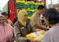 Pasar murah.