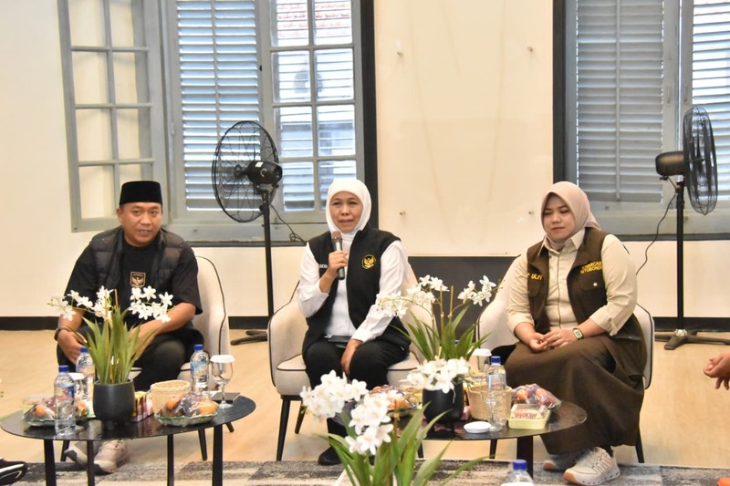 Gubernur Khofifah: Intensitas Hujan Januari Naik 3 Kali Lipat, Pemprov Jatim Terkendala Anggaran Modifikasi Cuaca 1 Khofifah.