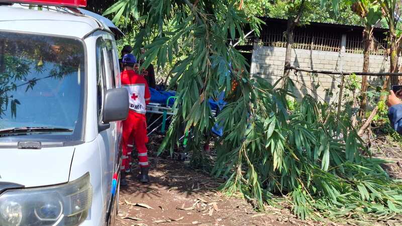 Ketel Uap Meledak, Satu Karyawan Pabrik Tahu di Pakisaji Malang Tewas 2 Karyawan pabrik tahu di Pakisaji.