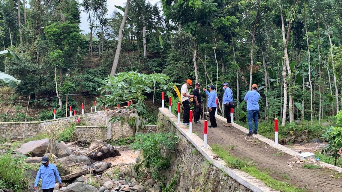 Banjir Bandang Rusak Sejumlah Jembatan di Jember, Pemprov Jatim Petakan Prioritas Perbaikan 1 banjir bandang