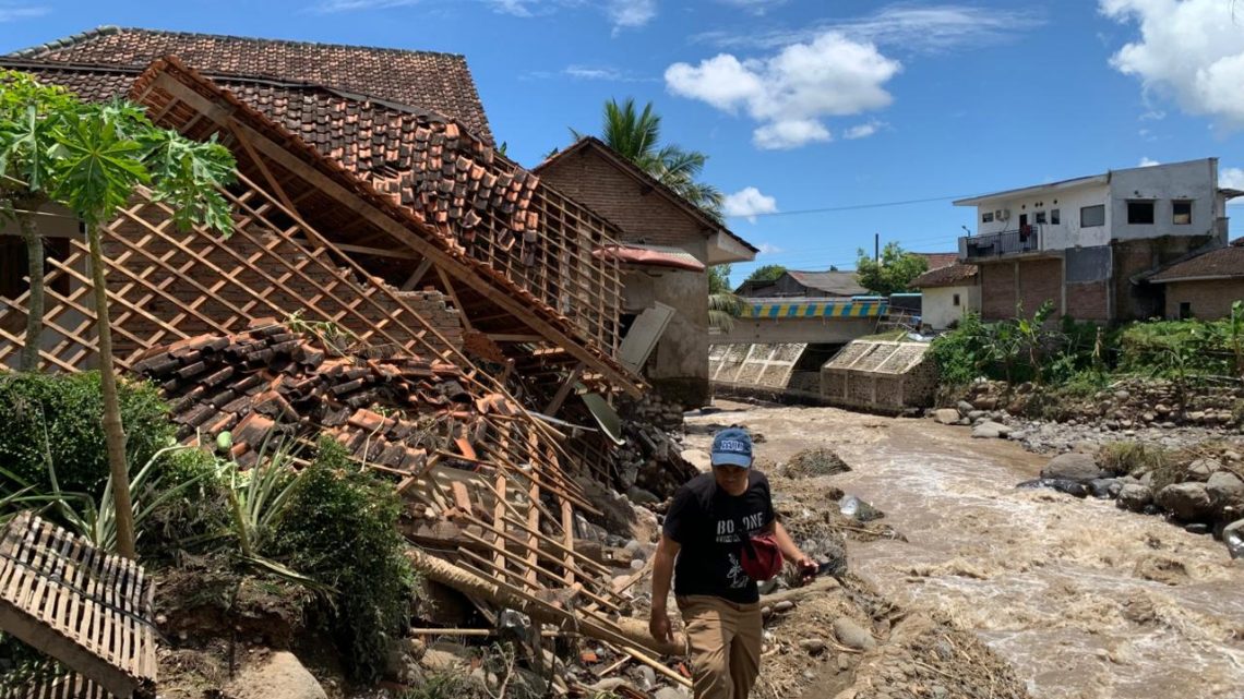 Banjir Bandang Jember