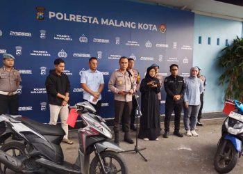 Curi motor di Blimbing.