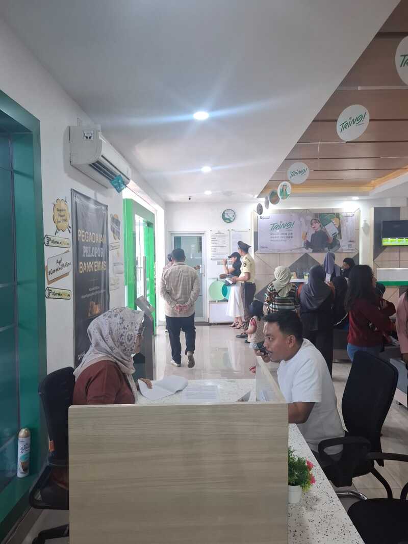 Solusi Cerdas! 5 Poin Penting Aman sebelum Investasi Emas Digital lewat Platform 2 Investasi emas digital Surabaya.