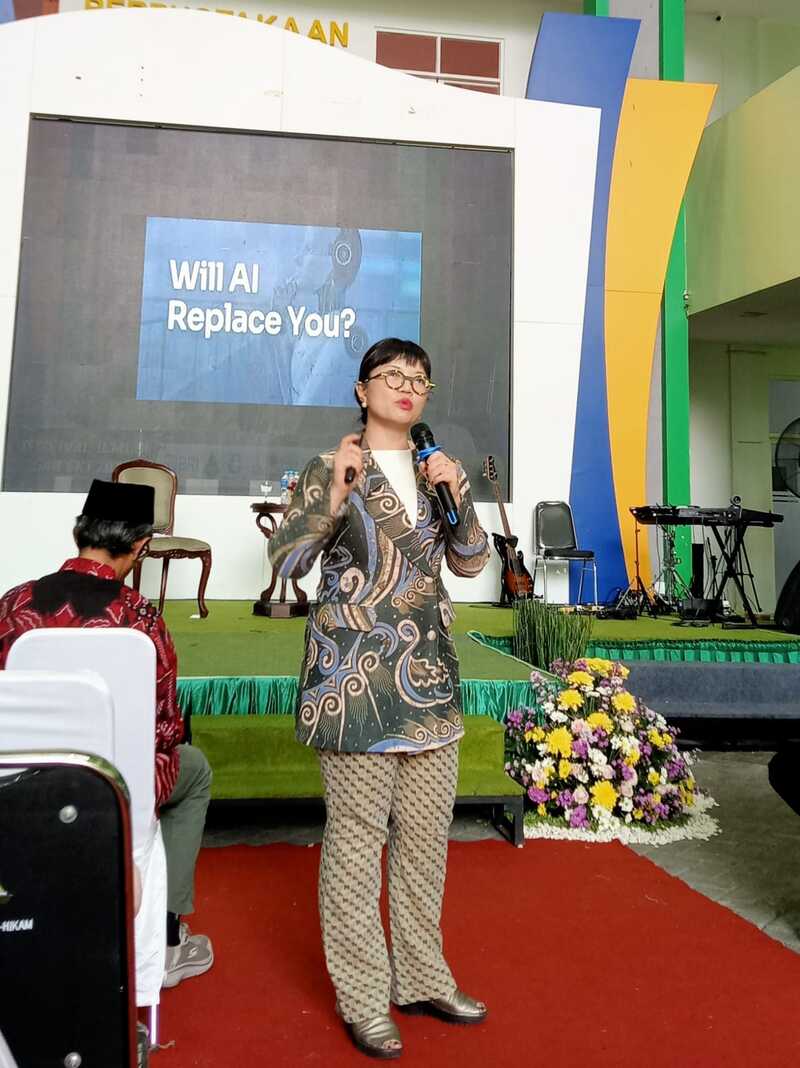 Festival Ilmiah Santri 2026, Wamen Stella Christie Ajari Santri Al-Hikam Malang Belajar Sains hingga AI 1 Festival Ilmiah Santri 2026.