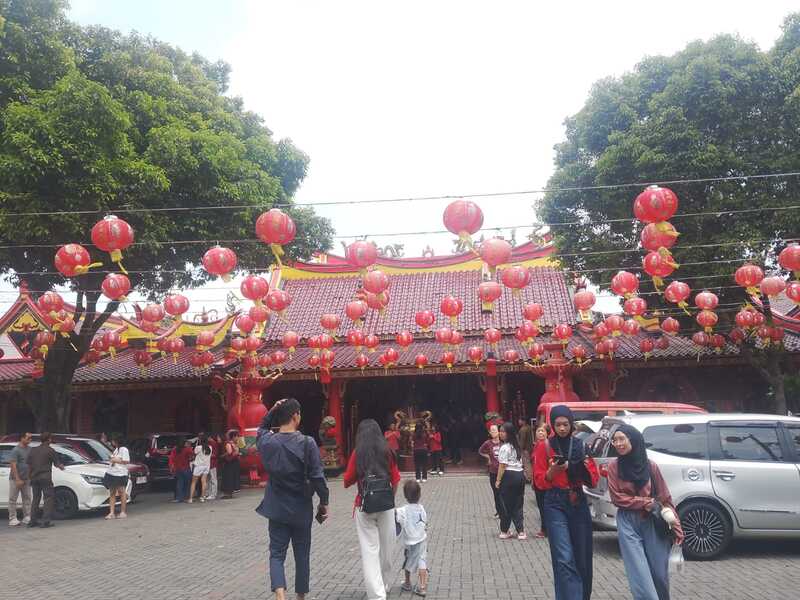Imlek di Klenteng Eng An Kiong.