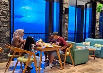 Awang-Awang Sky Lounge.