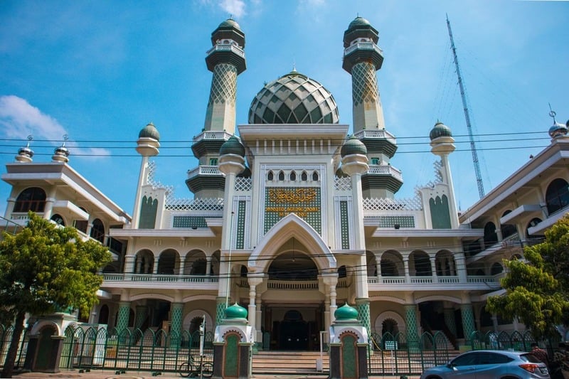 60 Daftar Masjid di Malang Sediakan Takjil dan Buka Puasa Gratis selama Ramadhan 2026, Lengkap dengan Alamatnya! 1 Masjid di Malang.