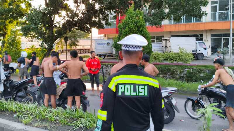 300 Motor Balap Liar Diamankan Polresta Sidoarjo, Polisi Cegah Pengendara dan Penonton Kabur 1 Motor balap liar.