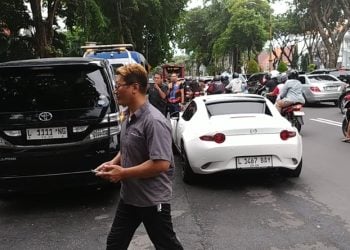 Kecelakaan beruntun.