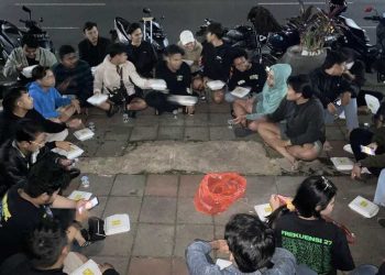 Sahur on the road.