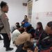 16 Remaja di Surabaya Hendak Tawuran Ditangkap, Bawa Sajam Akan Perang Sarung 8 Remaja di Surabaya.