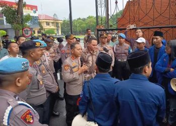 Tambang ilegal.
