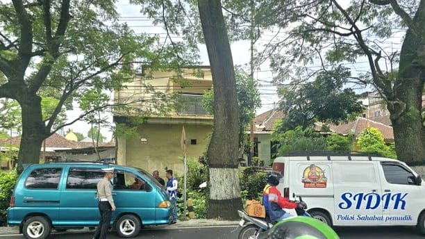 Polres Batu Siapkan Layanan Pemudik Atasi Kendaraan Mogok Hingga Kehabisan Bensin 1 Layanan Pemudik