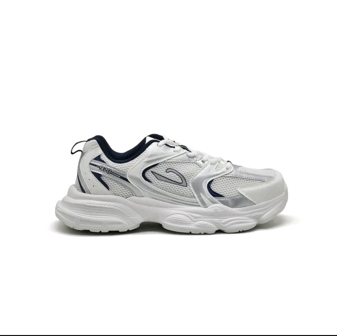 5 Brand Sepatu Lokal Alternatif Pengganti New Balance, Cocok untuk Hari Raya Idul Fitri! 6 Brand Sepatu Lokal