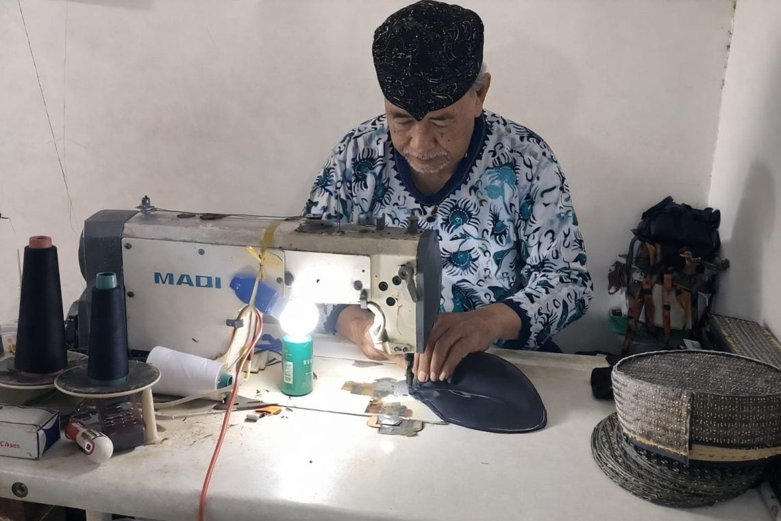 Songkok Kapu Tuban Makin Dicari Jelang Idulfitri 1 Songkok Kapu Tuban