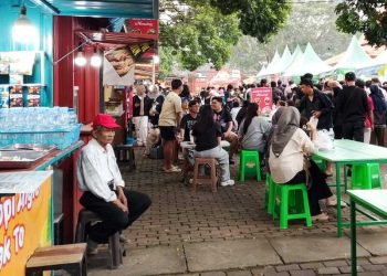 Tenaga kerja di Kota Malang.