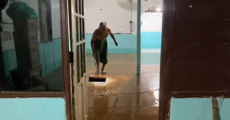 Hujan Deras Guyur Tuban, Sejumlah Wilayah Tergenang Banjir Lumpur 1 Banjir lumpur.