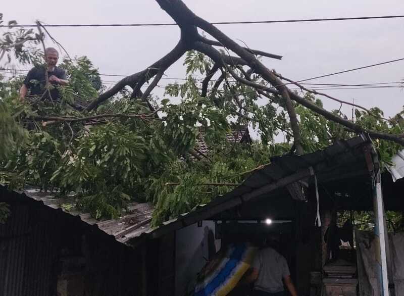 Prediksi Cuaca Ekstrem di Mojokerto Menurun, Begini Kata BPBD 1 Cuaca ekstrem.