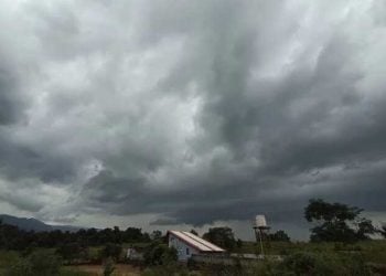 Cuaca ekstrem Mojokerto.