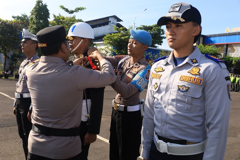186 Personel Gabungan Amankan Lebaran di Tuban, Operasi Ketupat Semeru 2026 Resmi Dimulai 1 Operasi Ketupat Semeru.