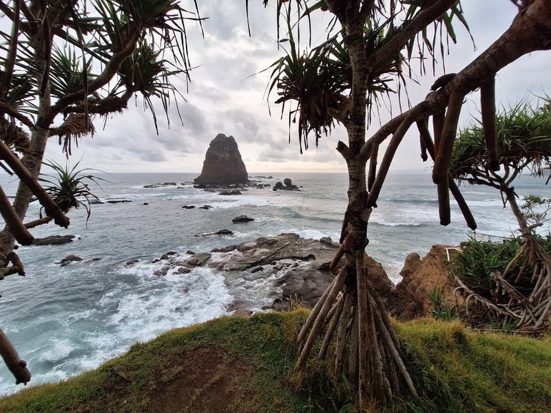 Pantai Papuma Jember.