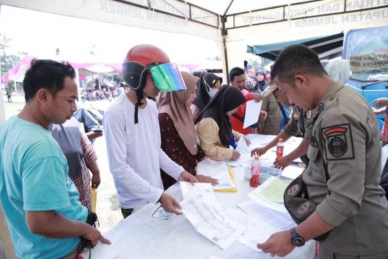Pemkab Jember Terbitkan 1.976 Dokumen Adminduk lewat Bunga Desaku, Terbanyak Urus KK dan Akta Lahir 2 Layanan Bunga Desaku.