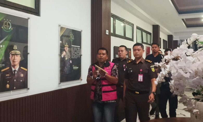Kejari Sidoarjo Tetapkan Kades Mulyodadi Tersangka Kasus Dugaan Pungutan Liar 1 Kejari Sidoarjo