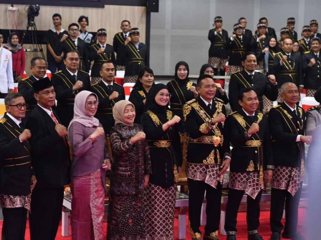 Klambi Indis dari Sudut Pandang Seni Kontemporer 1 Ketua DPRD Kota Malang, Amithya Ratnanggani Sirraduhita memberikan catatan di HUT ke-112 Kota Malang (M Sholeh)