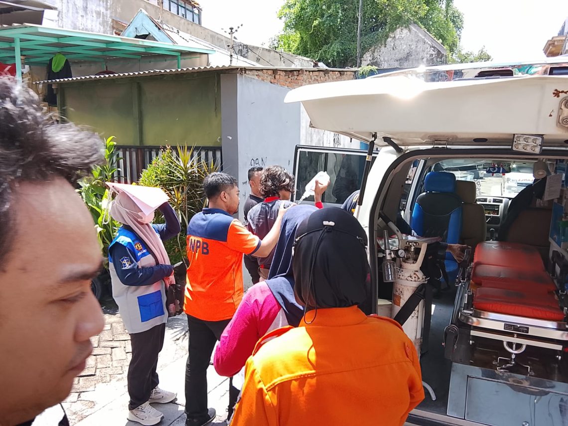 26 Orang di Surabaya Diduga Keracunan Massal, Alami Mual, Pusing Hingga Lemas 1 keracunan massal