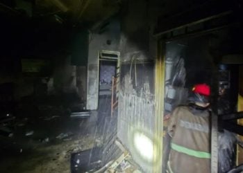Kebakaran Hebat Tengah Malam