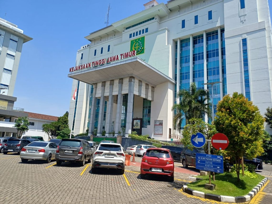 Kantor Dinas ESDM Jatim Kembali Digeledah Penyidik Pidsus Kejati Jatim 1 Dinsa ESDM Jatim