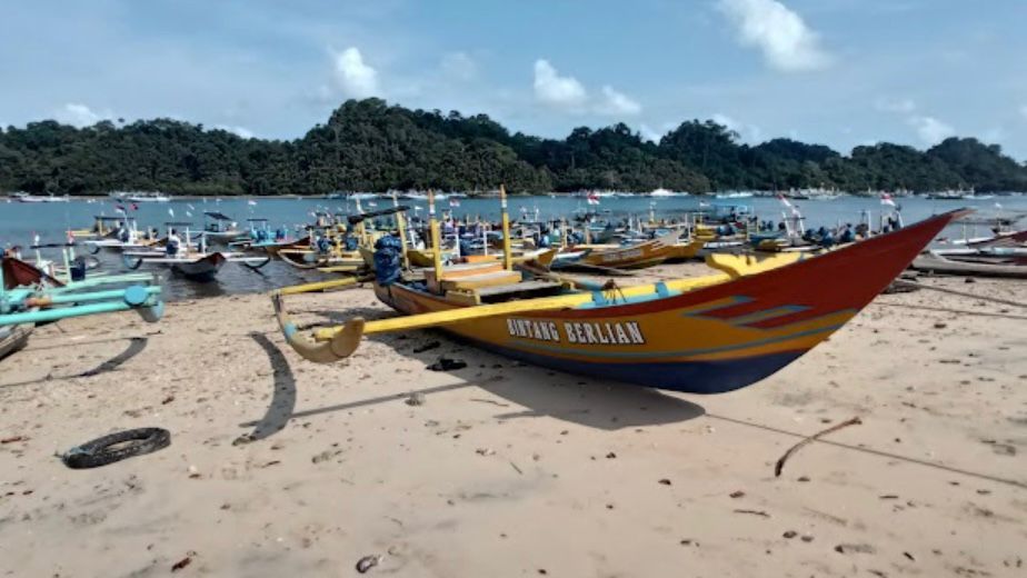 Destinasi Pantai di Malang