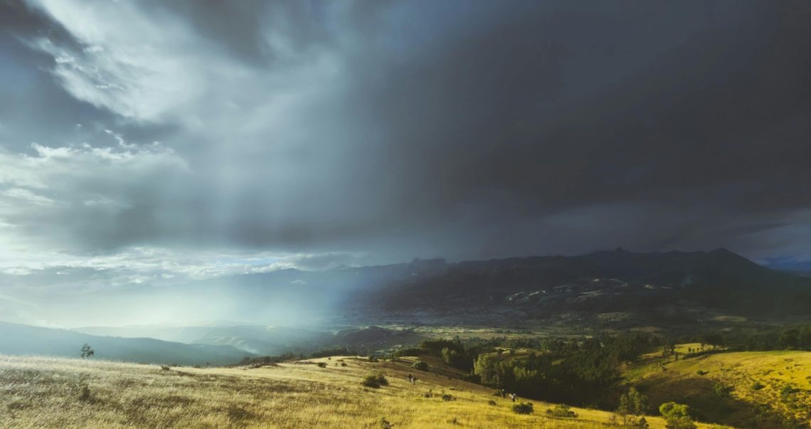 Atmosfer Lebih Labil Sehingga Cuaca di Jatim Mudah Berubah dalam Waktu Singkat 1 Cuaca di Jatim