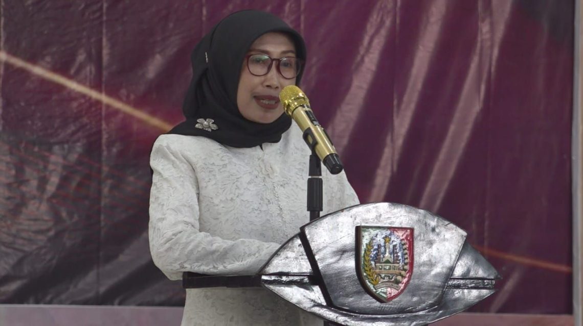 Seragam gratis di Jombang.