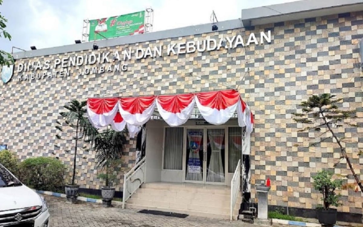Seragam gratis Jombang.