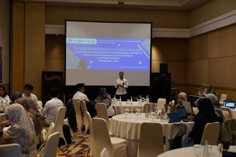 Target Capaian 100 Persen, LPPM UM Workshop Penyusunan Laporan Kemajuan EQUITY THE Impact Ranking 2025-2026 2 Workshop LPPM UM.