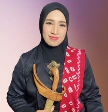Rochmah Bachrudin, Pengusaha Batik Unik di Malang Sukses Dirikan "Bunga Production" hingga Berdayakan Warga Lokal 3 Bunga Production di Malang.