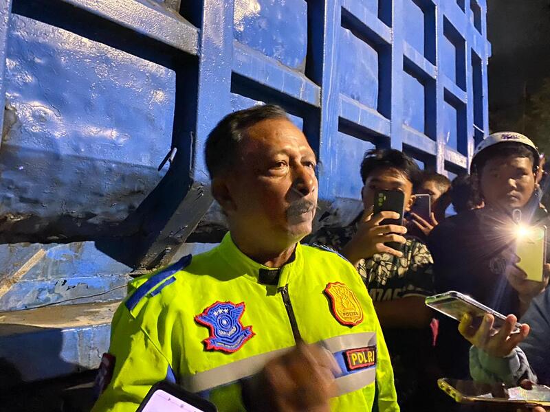 Pasca Kecelakaan KA Dhoho vs Truk di Blitar, Polisi Selidiki Unsur Dugaan Kelalaian 2 Penyebab KA Dhoho vs truk di Blitar.