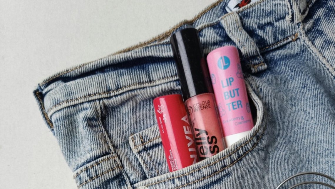 Dari Perawatan Hingga Makeup, Ini 15 Variasi Lippies Wajib Kamu Ketahui 1 lips