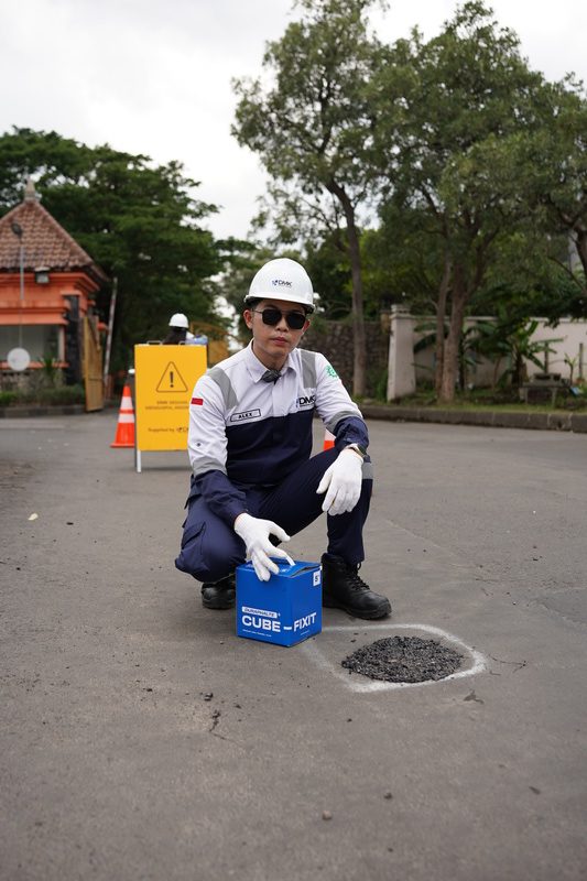 Lubang Kecil di Jalan Adalah Awal Masalah Besar, Di Sini Pentingnya Penambalan Cepat 1 Penambalan.