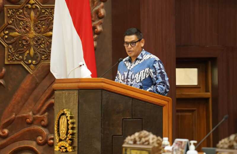 Gaji Fantastis di Tengah Efisiensi, Segini Besaran Gaji Direksi dan Komisaris BUMD di Jatim 1 BUMD di Jatim.