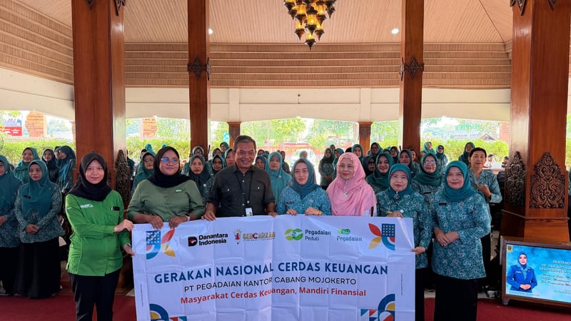 Tingkatkan Layanan, Pegadaian Mojokerto Perluas Edukasi Keuangan lewat Pegadaian Mengajar 1 Pegadaian Mojokerto.