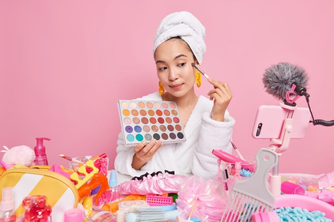 Manfaat Makeup bagi wanita