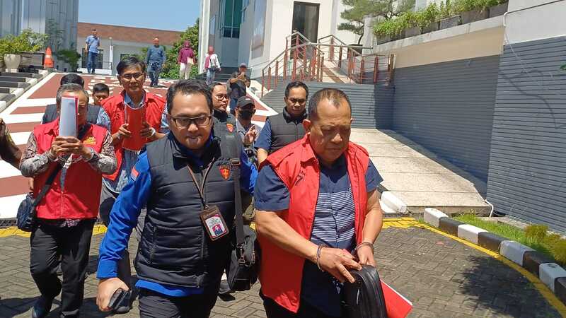 Meski Dipenjara Kasus Pungli, 3 ASN ESDM Jatim Masih Terima Gaji dan Hak Pensiun 1 ASN ESDM Jatim