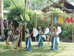 Festival Egrang Tanoker Jember Kembali Digelar, Permainan Tradisional Jadi Media Pendidikan Karakter 2 Festival Egrang Tanoker