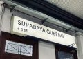 Stasiun Gubeng jadwal padat.