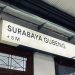 Stasiun Gubeng jadwal padat.