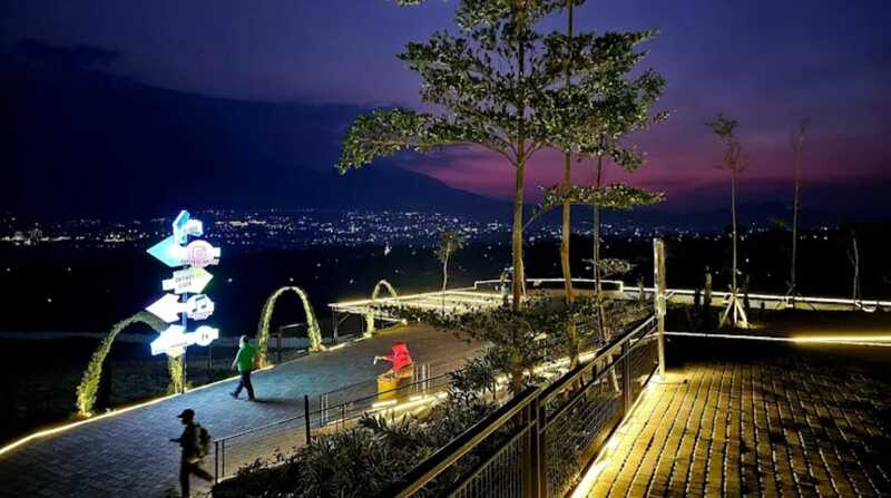 11 Wisata Long Weekend Jatim 2026 yang Wajib Masuk Bucket List, No 7 Viral TikTok 8 Wisata long weekend di Jatim terbaru 2026.