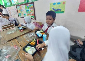 DPRD Surabaya.