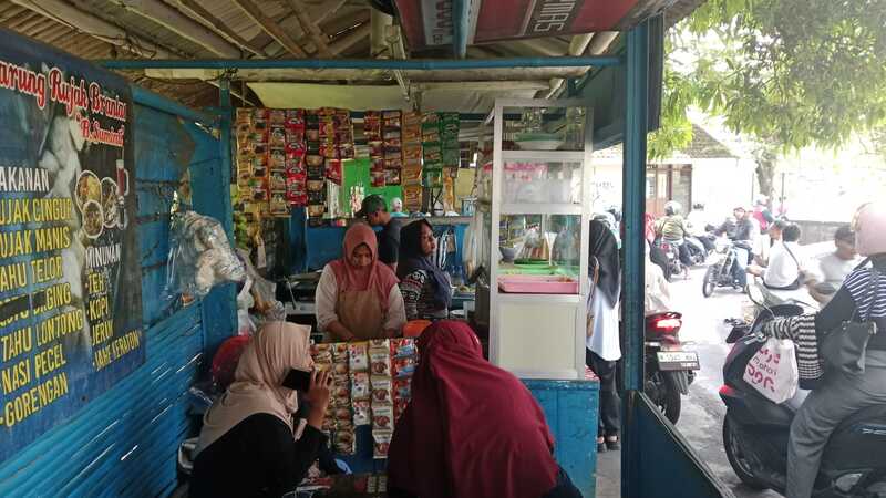 Kuliner Malang Rujak Cingur Brantas.